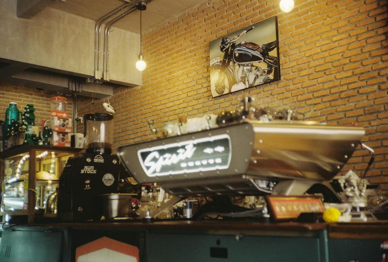 קנצ'נבורי Labkoff Cafe And Hostel מראה חיצוני תמונה