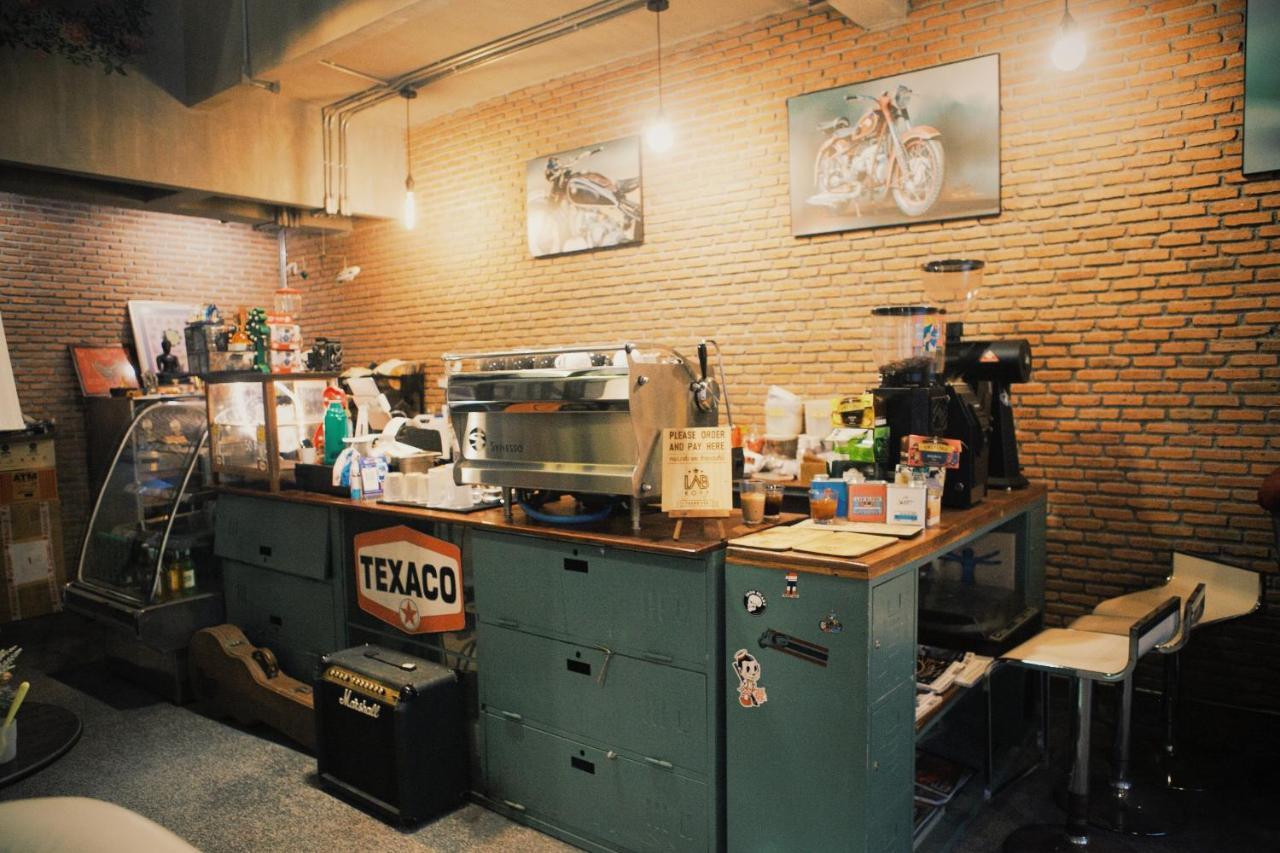קנצ'נבורי Labkoff Cafe And Hostel מראה חיצוני תמונה
